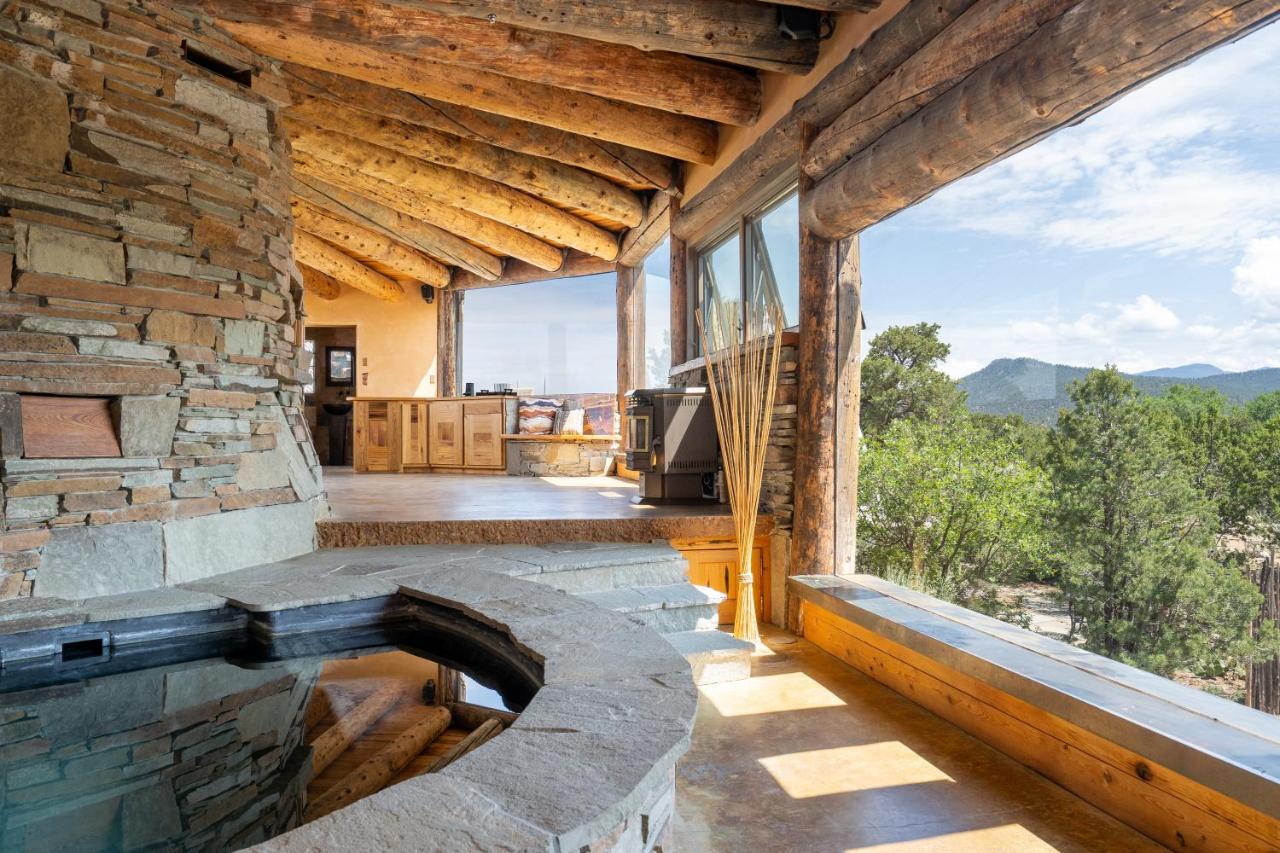 Santa Fe Ridgetop Retreat With 2 Hot Tubs And Views 외부 사진