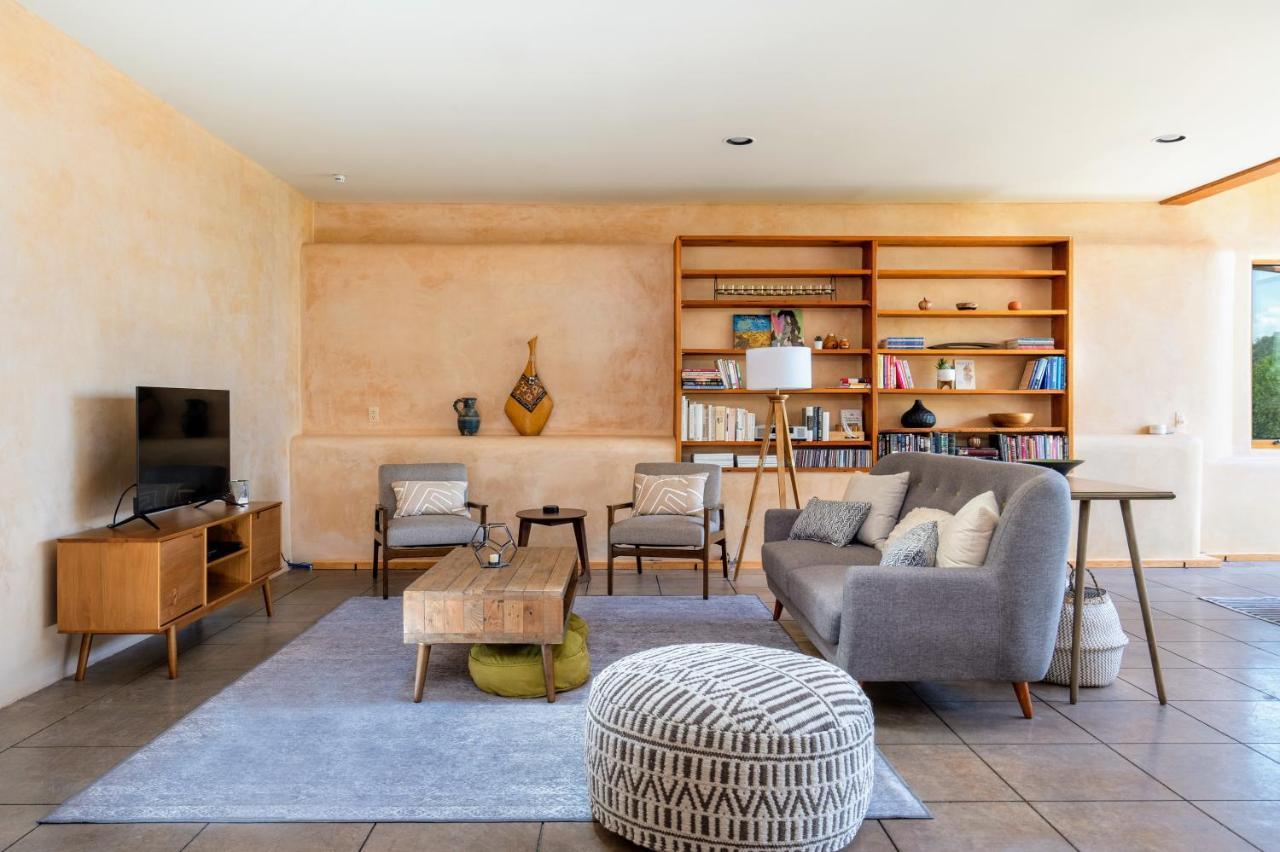 Santa Fe Ridgetop Retreat With 2 Hot Tubs And Views 외부 사진