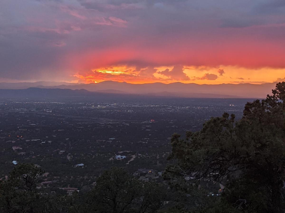 Santa Fe Ridgetop Retreat With 2 Hot Tubs And Views 외부 사진